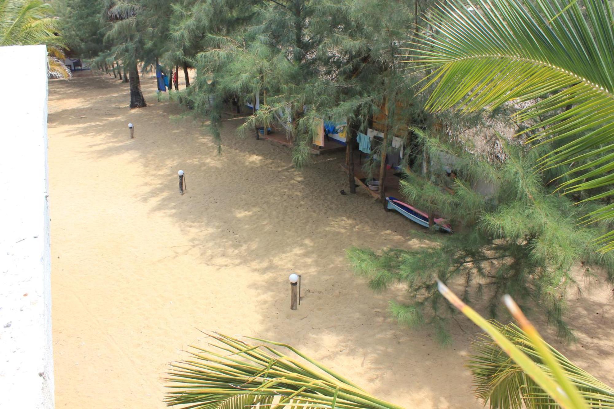 Sand Dune Beach Resort & Surf Camp Vịnh Arugam Ngoại thất bức ảnh