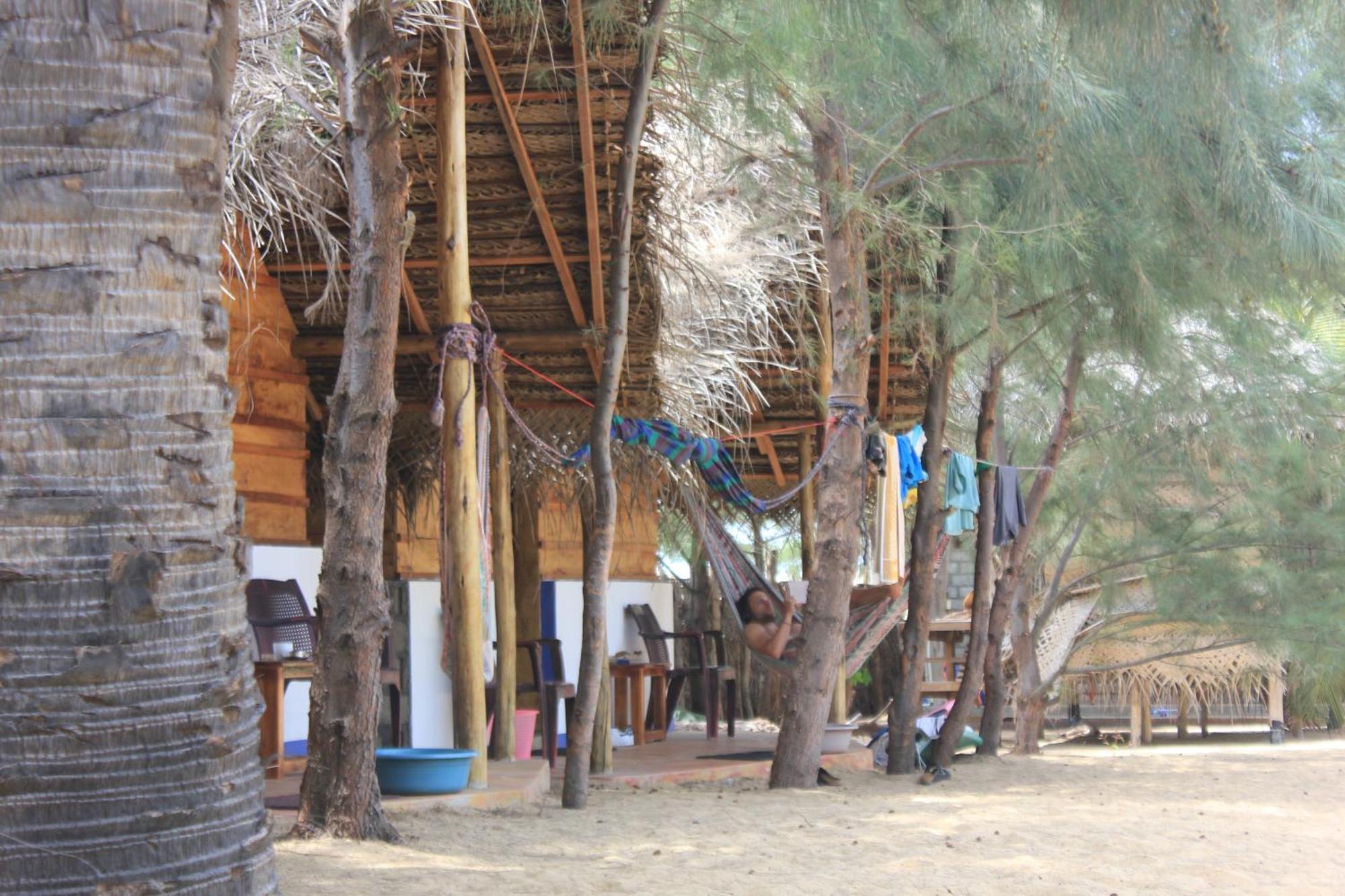 Sand Dune Beach Resort & Surf Camp Vịnh Arugam Ngoại thất bức ảnh