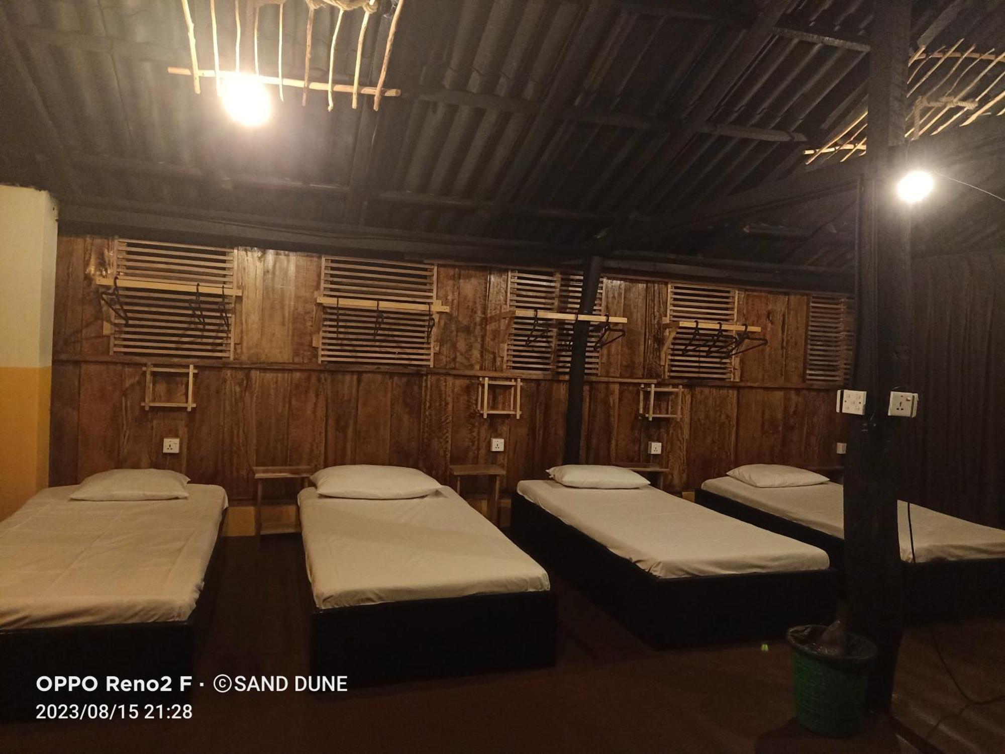 Sand Dune Beach Resort & Surf Camp Vịnh Arugam Ngoại thất bức ảnh