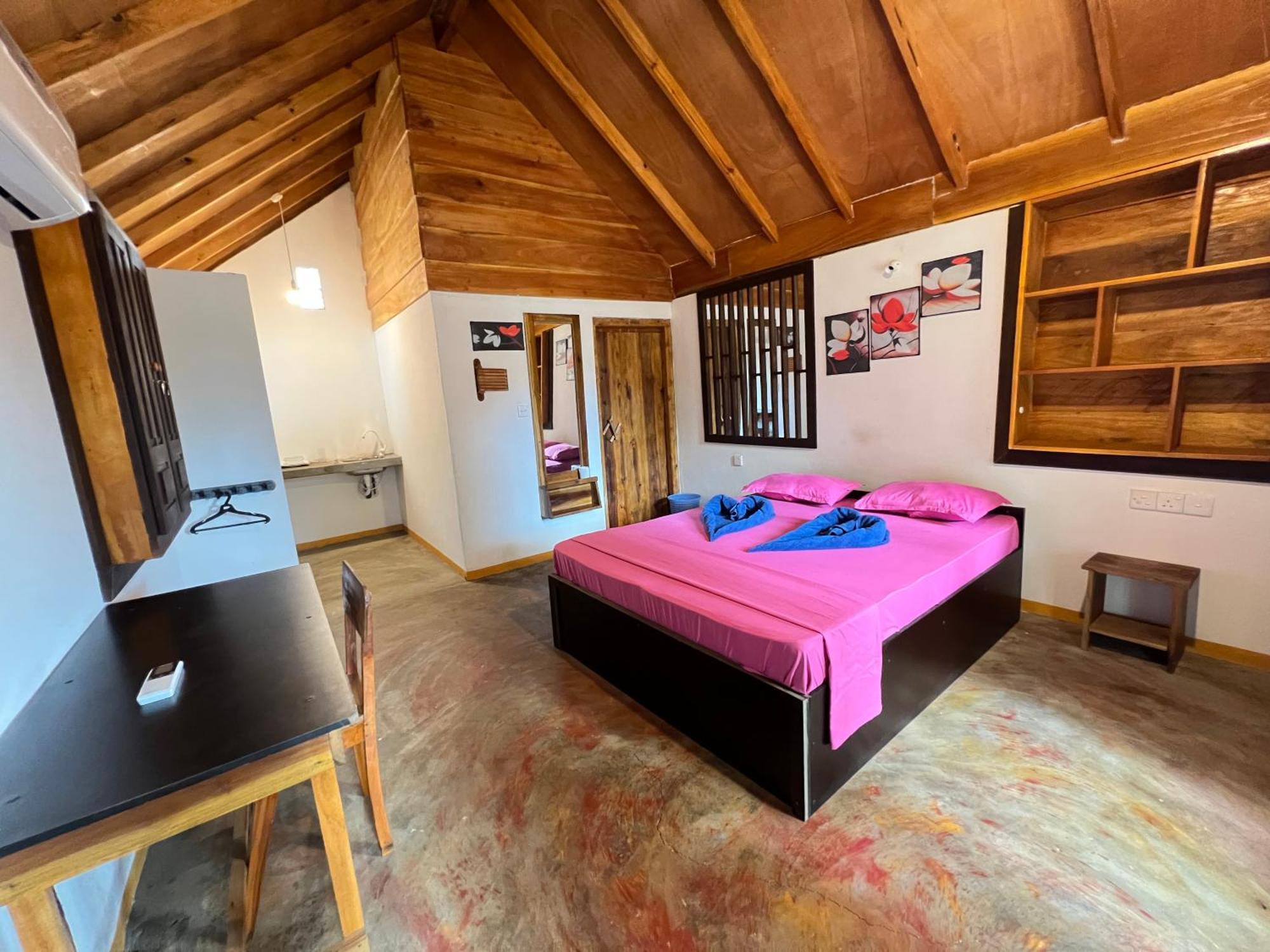 Sand Dune Beach Resort & Surf Camp Vịnh Arugam Ngoại thất bức ảnh